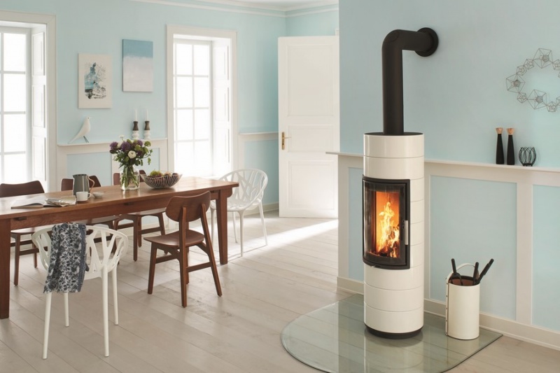 LEDA PEPPA TEC liatinové krbové kachle biely lesklý smalt